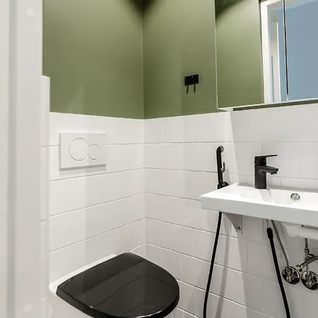 Apartment Hangon Asema 17 - Kaksi Huonetta Ja Keittioe