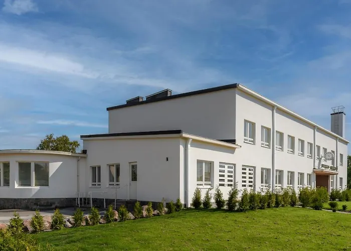 Hangon Asema 17 - Kaksi Huonetta Ja Keittioe *